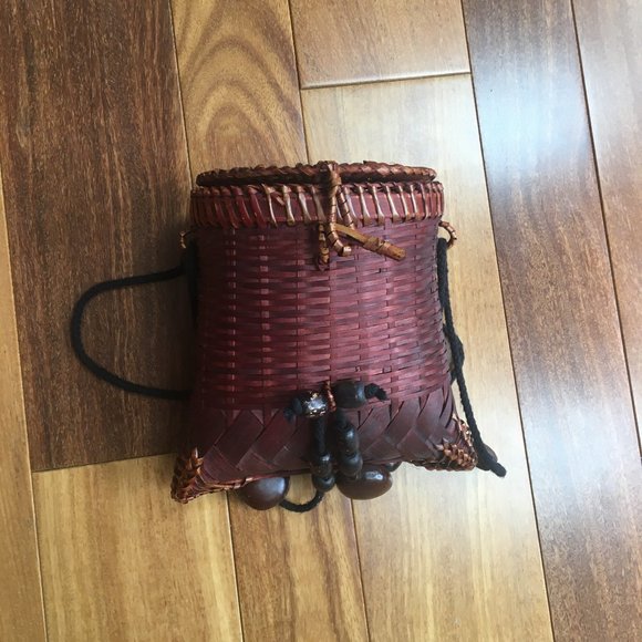 Original Rattan Back Bucket Purse - Picture 4 of 5